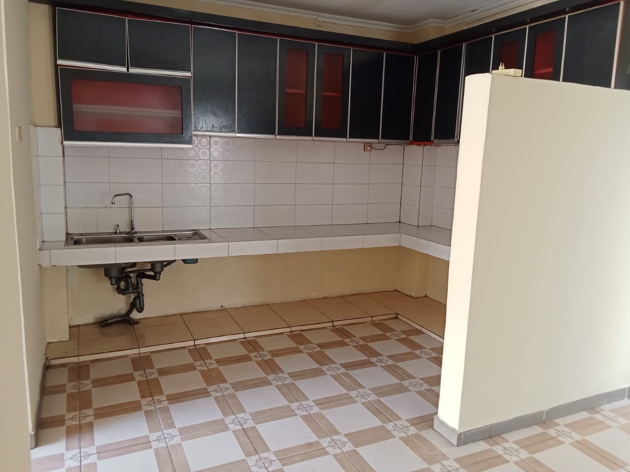 Disewakan Rumah di Cluster Oakwood Lippo Cikarang